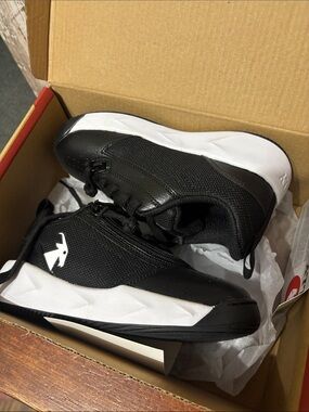 Billy Sport Court 12W